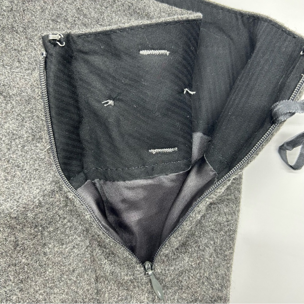 GAP VINTAGE Charcoal Gray Virgin Wool Skirt W 4 Pleated Bottom Side Zip Lined - Picture 7 of 15